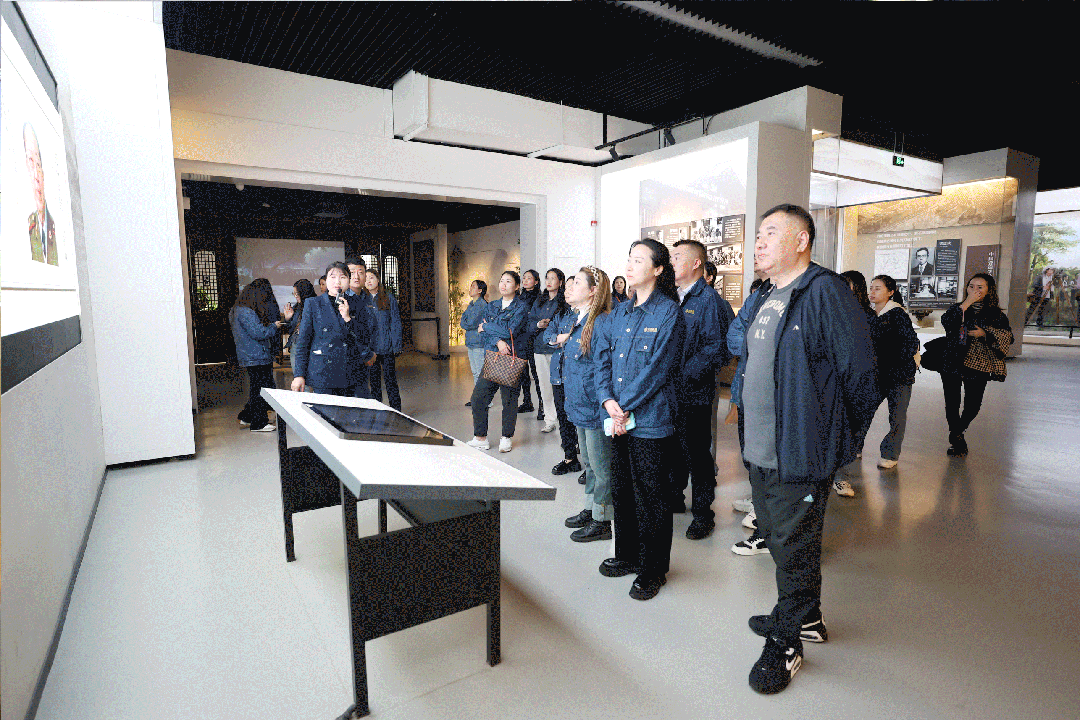 1731984101762308.jpg 4.jpg